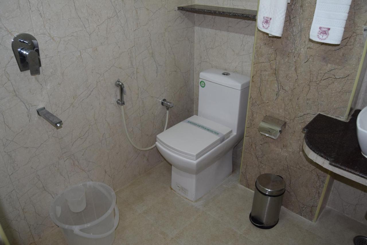Thiviyam Airport Hotel Chennai Dış mekan fotoğraf